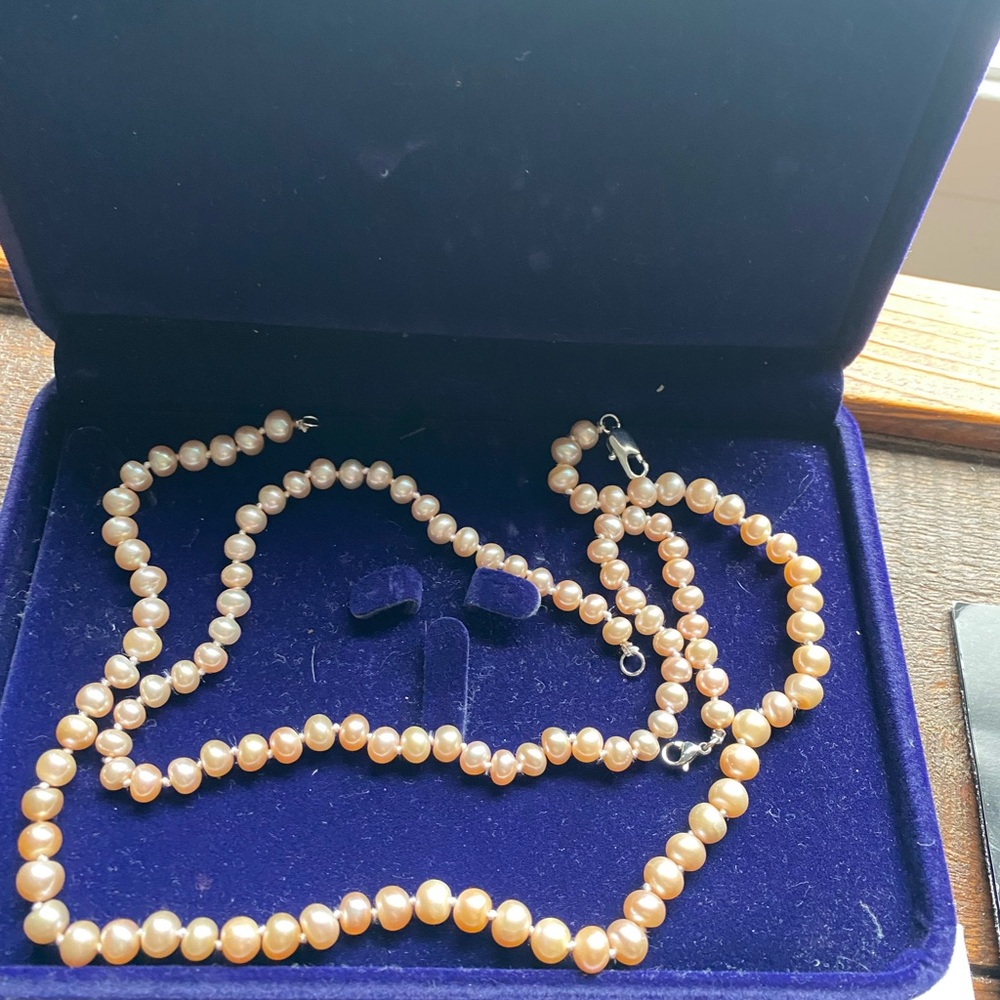 Elegant Pearl Necklace and Earring Set